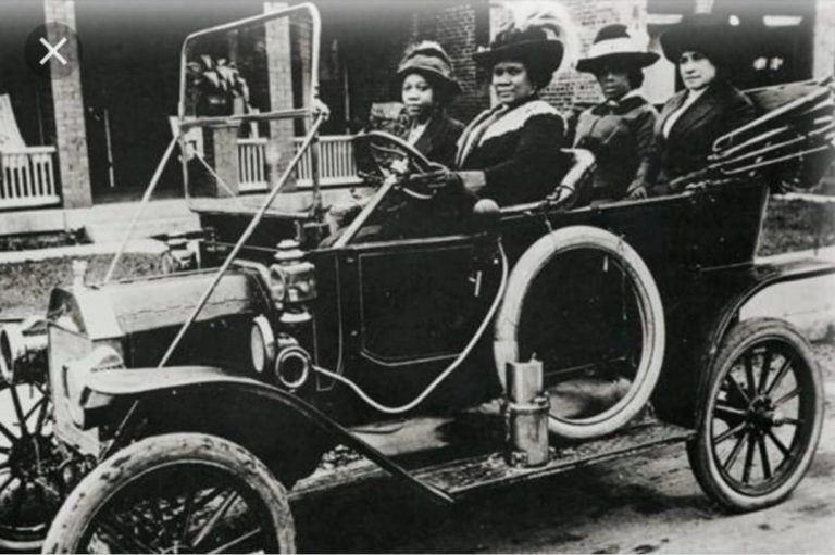 Madame CJ Walker se convirtió en la primer mujer afroamericana en enriquecerse por sus propios medios.