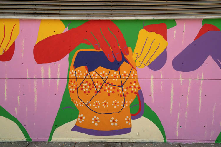 Cinco artistas urbanas y una colectiva detrás de los muros del festival AURORA 0
