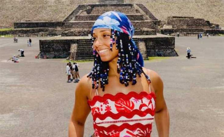Alicia Keys visita las Pirámides de Teotihuacán durante su visita en México