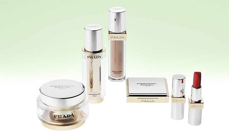 Prada Beauty anuncia el lanzamiento de su primera colección de maquillaje y skincare.