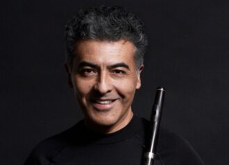 El flautista Miguel Ángel Villanueva se va de gira