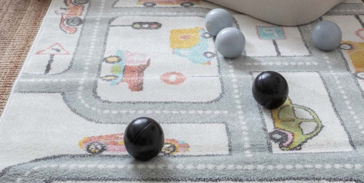 ¿Cómo elegir una alfombra para una habitación infantil?
