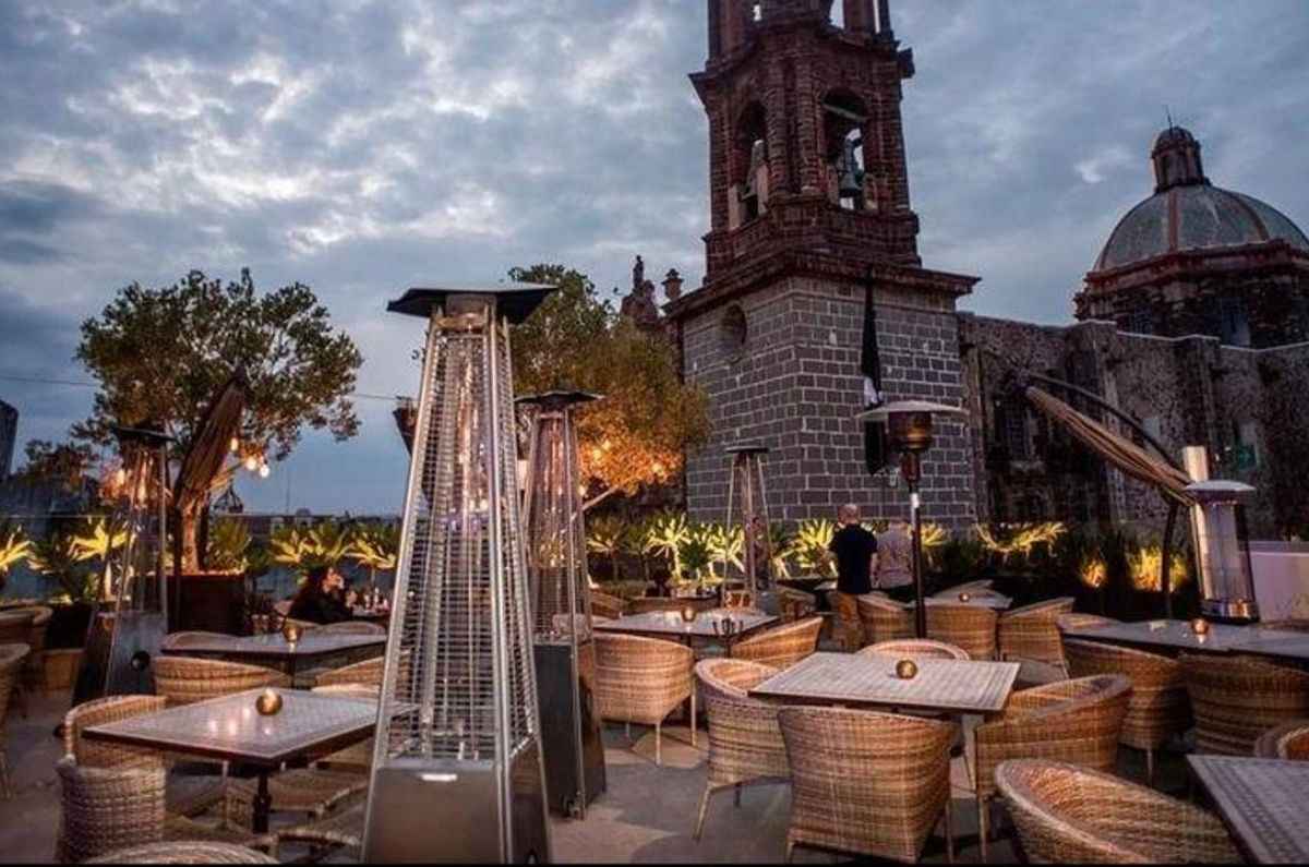 Festeja 15 de septiembre en San Miguel de Allende 1