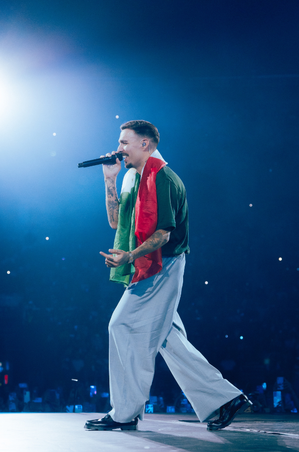 Rels B conquista México con doce fechas agotadas 2