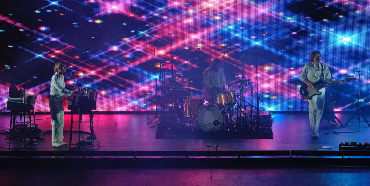 AIR convierte el Auditorio Nacional en un viaje sonoro con Moon Safari