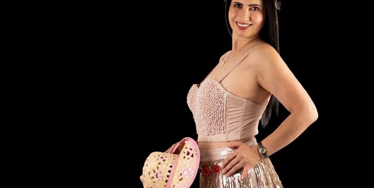 Lisi Esnaurrízar presenta el espectáculo “Dulce y Peligrosa – Show”