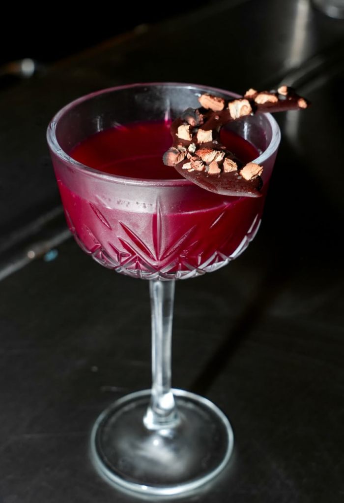 Cobarde: alta cocina y mezcales para compartir 0