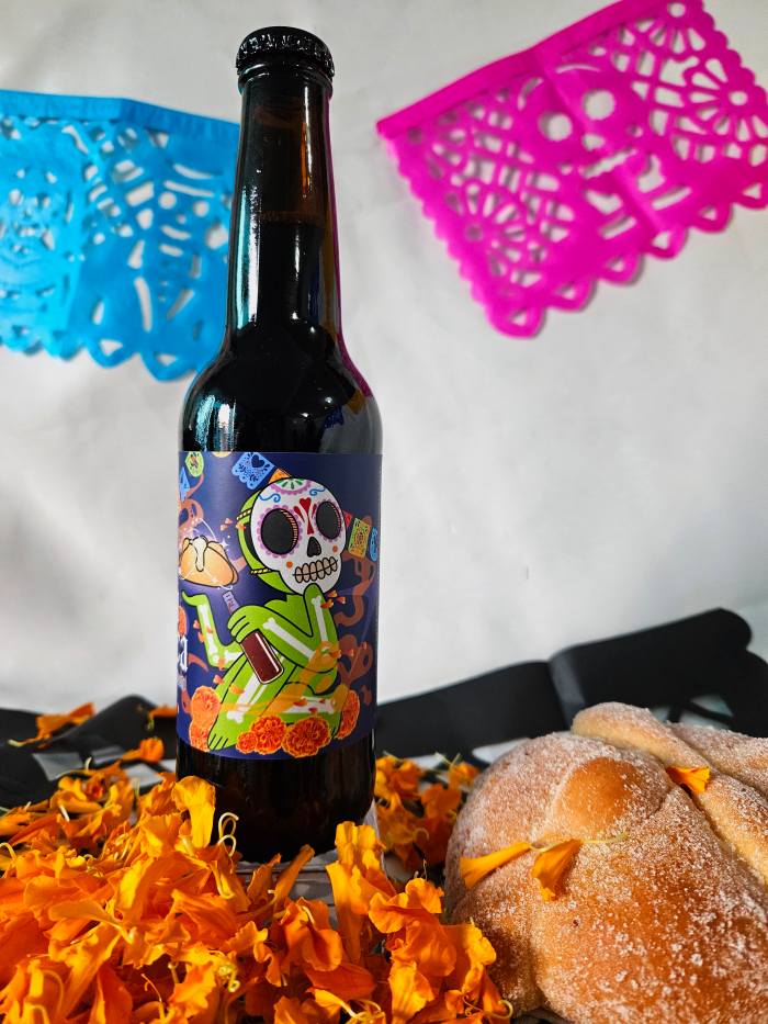 Burgers y chela artesanal para celebrar el Día de Muertos 1