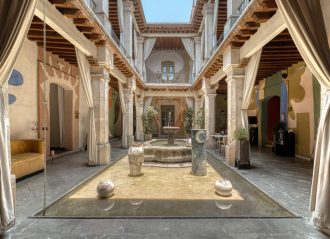 Pug Seal: tres llaves Michelin para sus tres propiedades