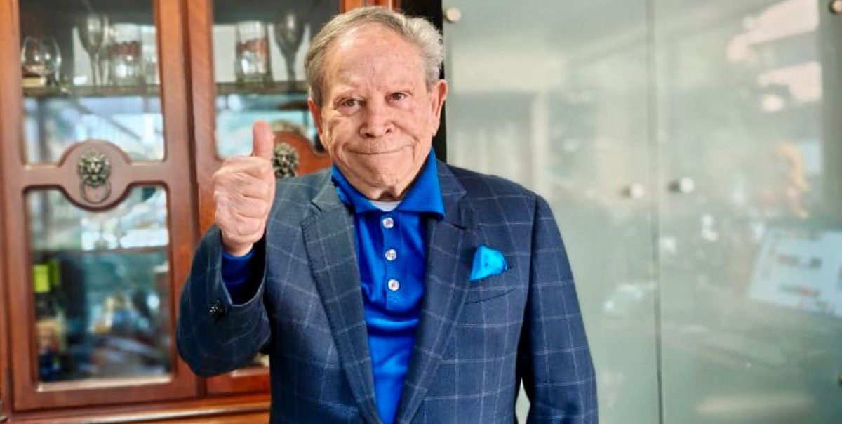 César Pereda recibe Doctorado Honoris Causa e impulsa la creación de empleo